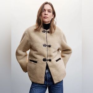 Mango Appliqués faux-fur Coat / Small